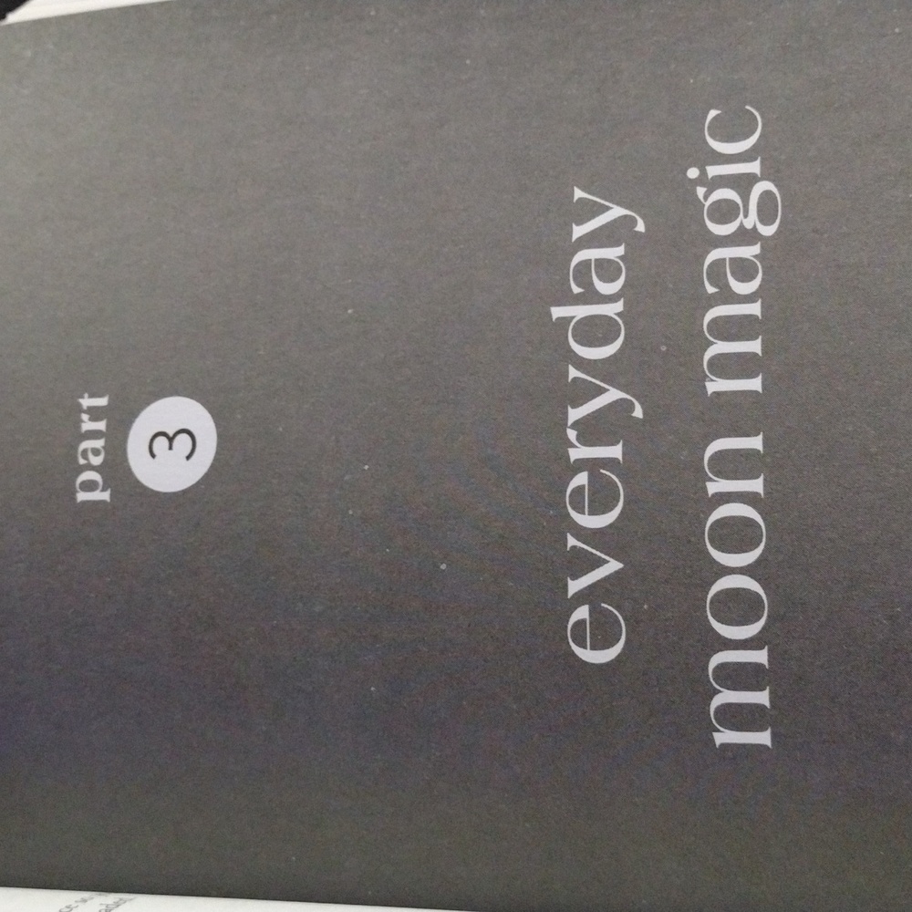 Moon🌛🌝🌜 Magic Book - Picture 5 of 12
